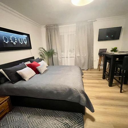 Tunnel Apartment - Nordbahntrasse, Kontaktloser Self-Check-In, Netflix Вупертал Екстериор снимка