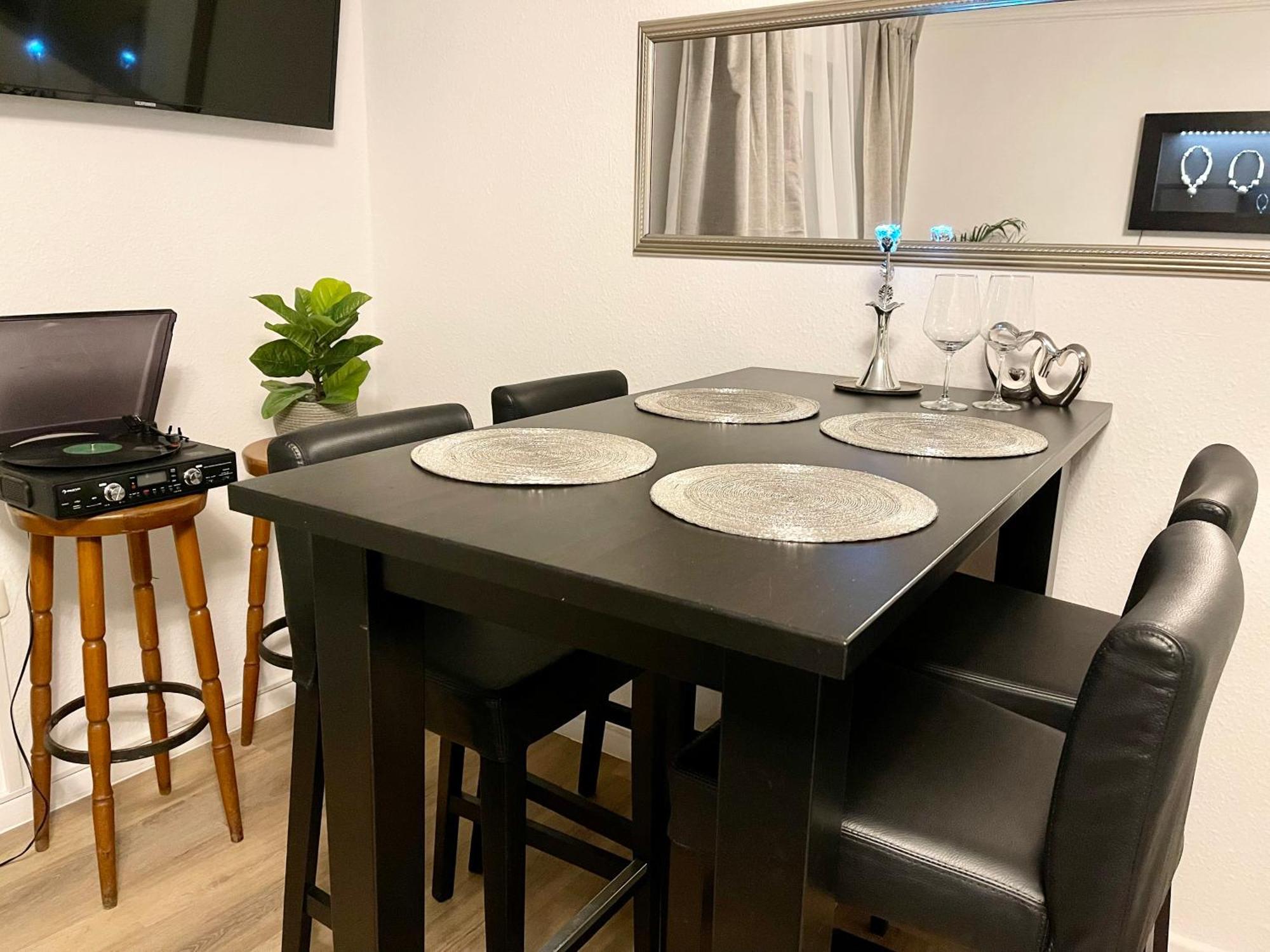 Tunnel Apartment - Nordbahntrasse, Kontaktloser Self-Check-In, Netflix Вупертал Екстериор снимка
