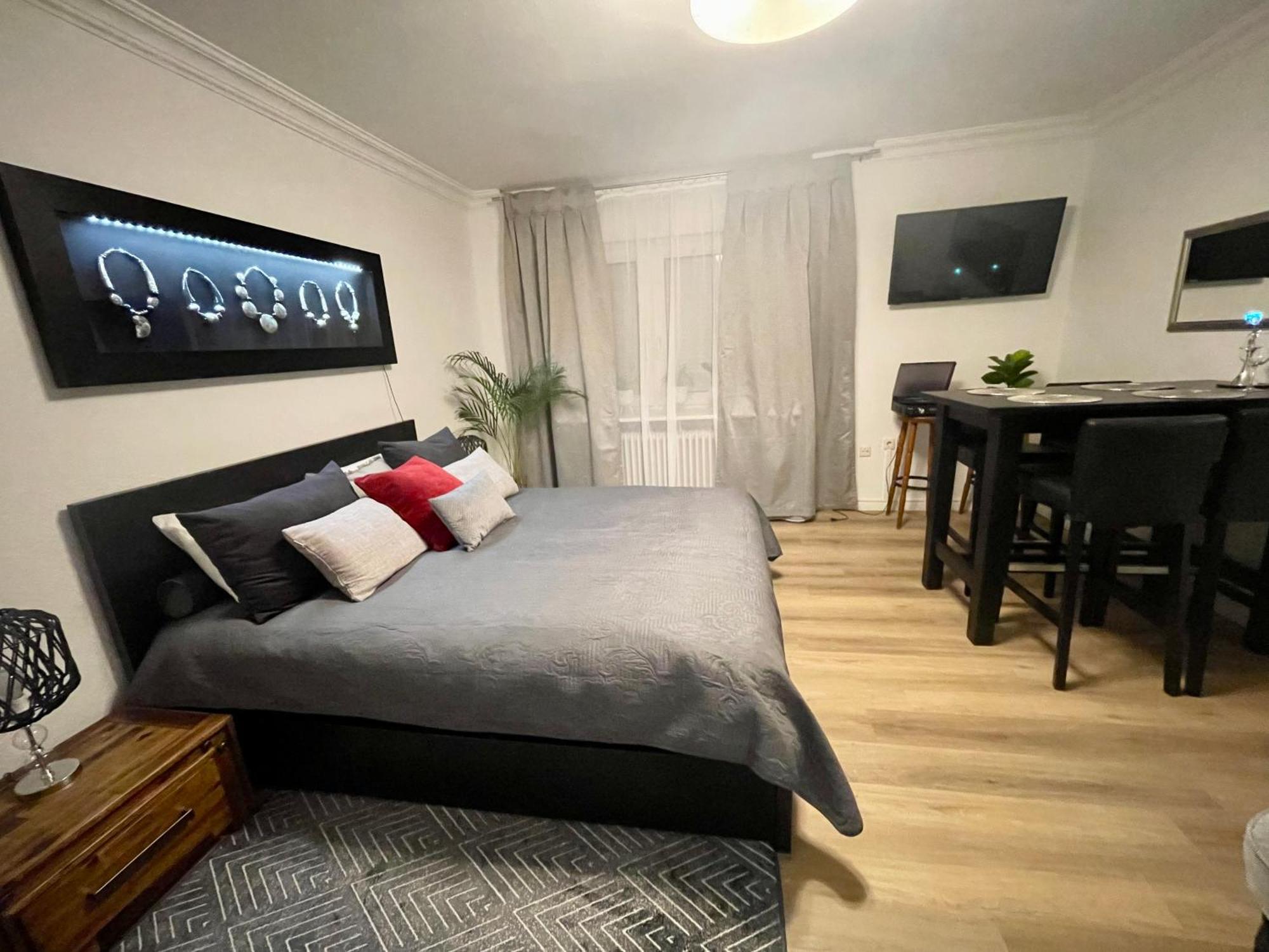 Tunnel Apartment - Nordbahntrasse, Kontaktloser Self-Check-In, Netflix Вупертал Екстериор снимка